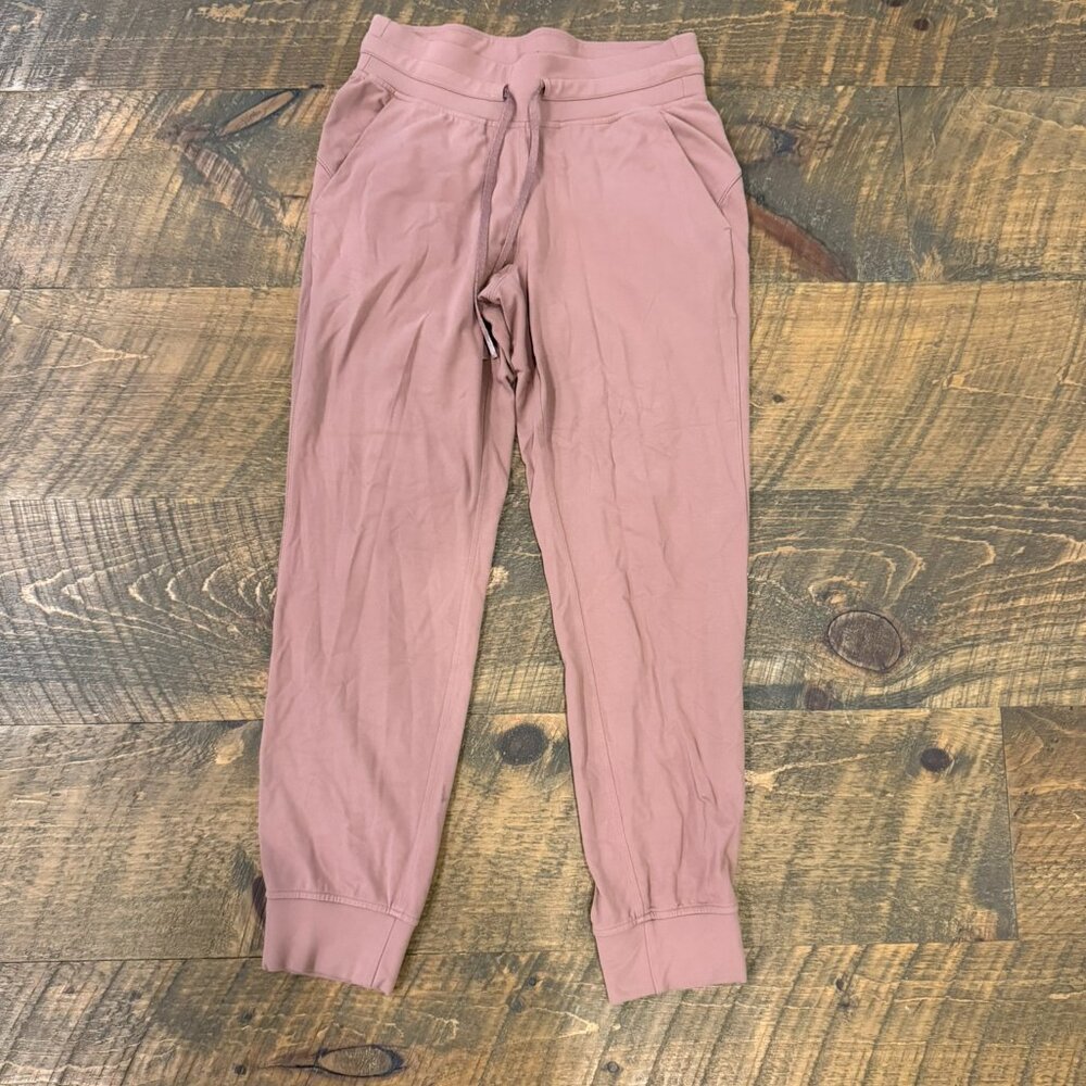 lululemon mauve mid-rise ankle length joggers